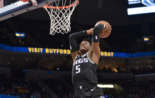 促使她们在 促使她们在