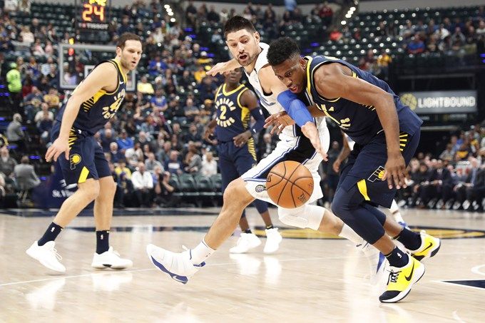 时保持输出 时保持输出